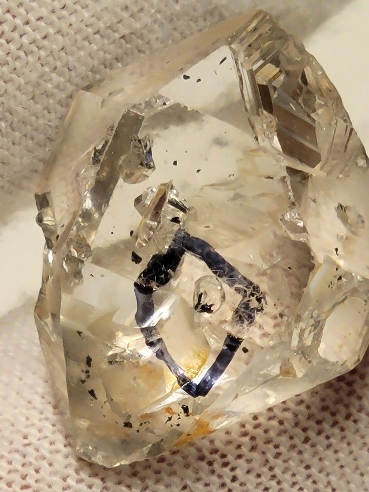 26.40ctw Rare Herkimer Diamond with Moving Carbon Enhydro + Rainbows 🌈