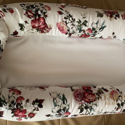 Baby Lounger / Tummy Time Pillow NB-6mo P/up Sheepshead Bay Brooklyn NY 
