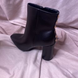 Women Shoes 