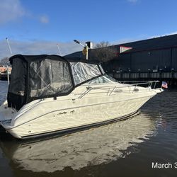 ⭐️Boat Show Special ⭐️  1998 Sea Ray 250 Sundancer.  Loaded 25 foot cuddy with aft cabin, 