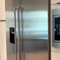 48” Refrigerator Freezer