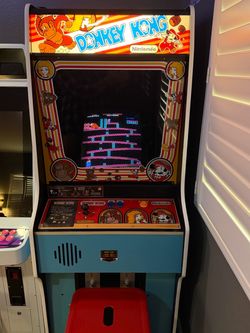 Nintendo 1981 Donkey Kong Arcade Cabinet