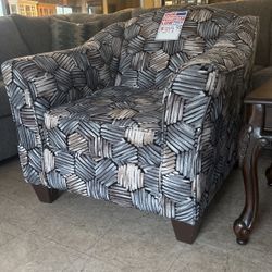Accent chair 399