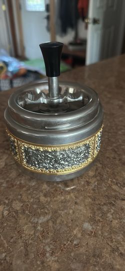 Vintage Roulette Ashtray Rare OldCherubs & Flowers And Working Music Box