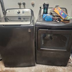 Must Go Asap Washer & Dryer $500 Sold as a Set only! AS IS!
 OBO