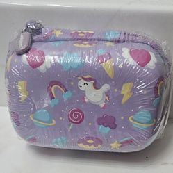 New Kids  Leayjeen  Camera Case.   CAMERA NOT INCLUDED 