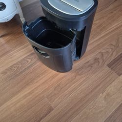 Paper SHREDDER