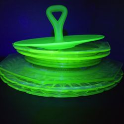 URANIUM GLASS LOT