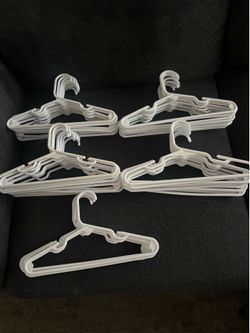 45 Children’s hangers