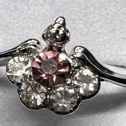 Charming Silver Tone Ring w/ Pink & Clear Stones 