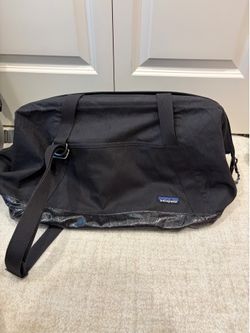 Patagonia Stand Up Duffel