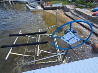 Jet ski lift