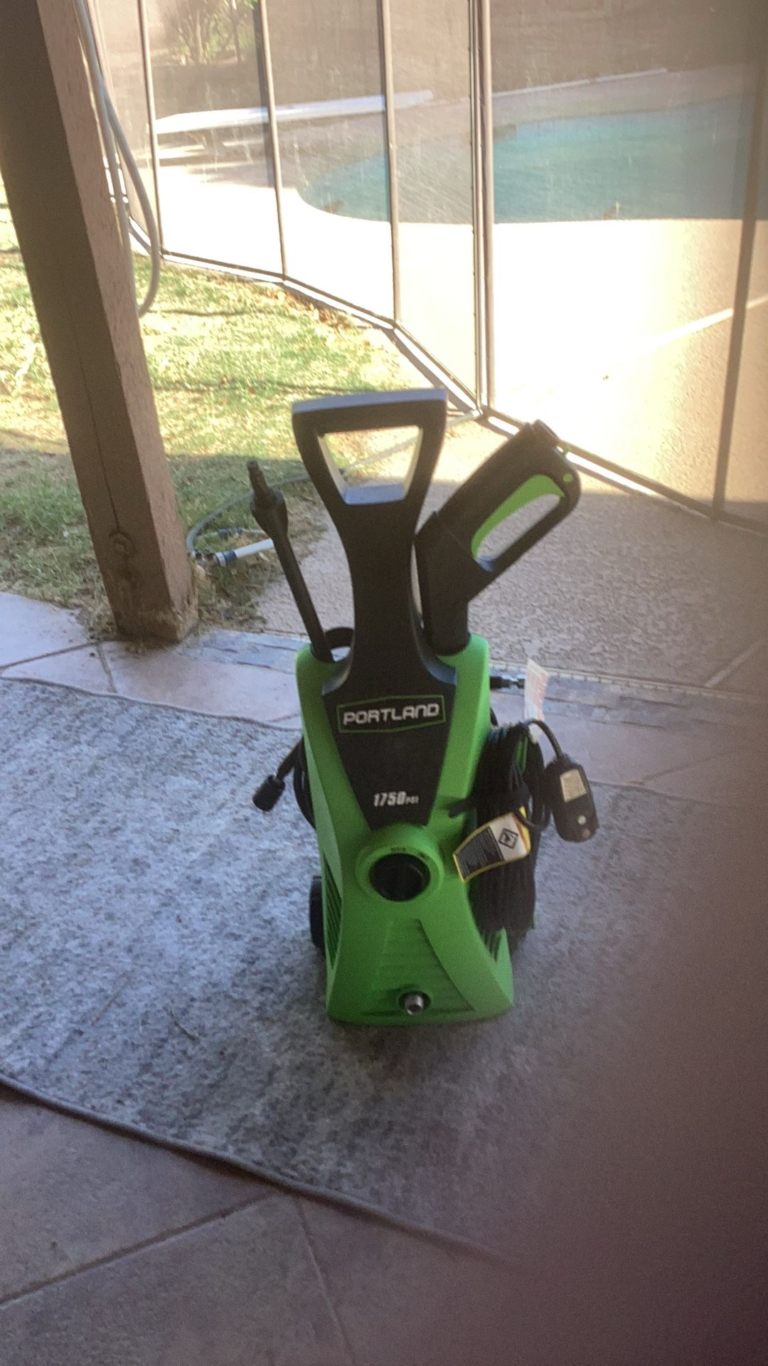 Portland 1750 psi electric pressure washer