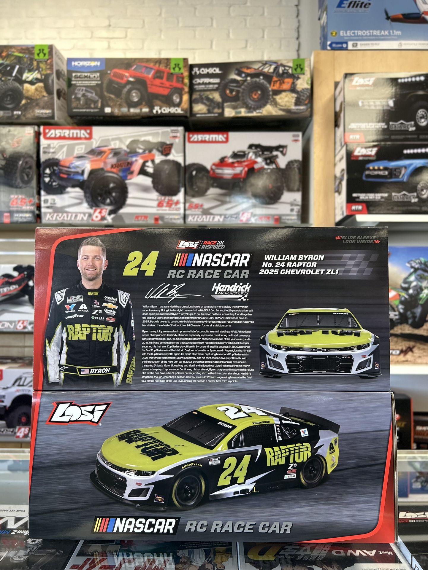 Losi NASCAR #24 Raptor (William Byron)1/12 RC Car RTR Battery & Charger Combo.