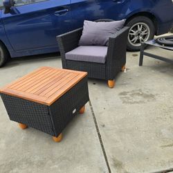 Wicker chair and table with compartment