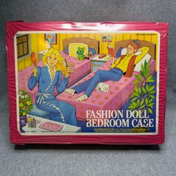 1985 Tara Toy Fashion Doll Bedroom Case - Vintage Barbie Pink 80s Carrying