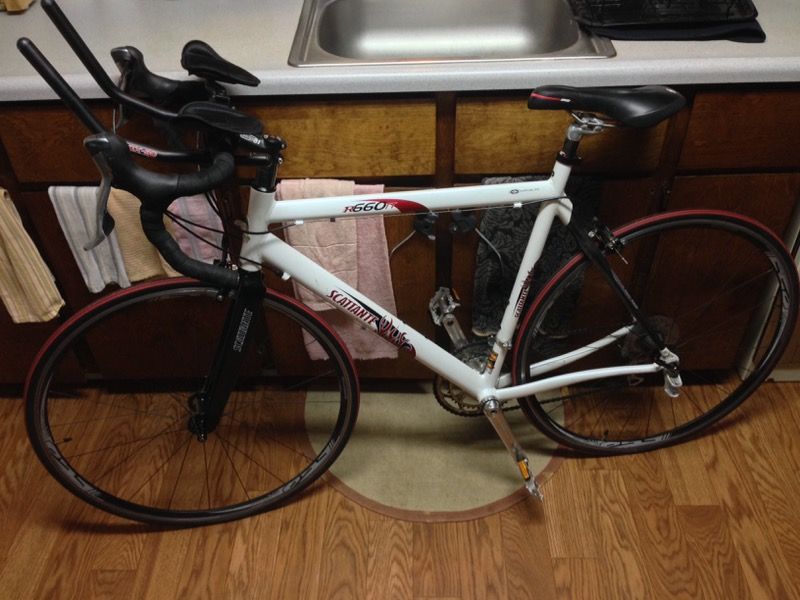 Scattante R-660-TT Ultra light-weight road bike