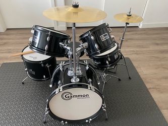 Kid’s Beginner Drumset