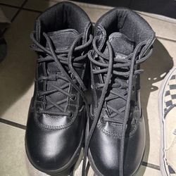 Non slip black shoes