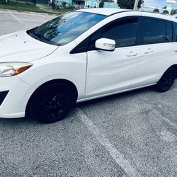 2014 Mazda Mazda5
