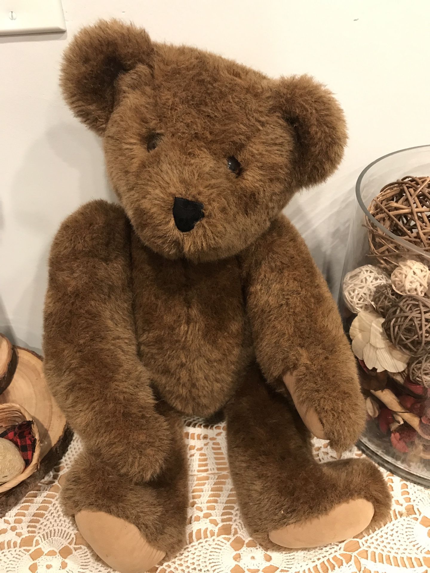 Teddy bear head turns arms legs move