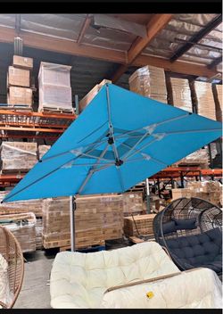 Moving sale!! Only $95-  9.5 ’ Aluminum Frame Outdoor Patio Offset Umbrella with 360 Degree Rotation (Base not included)