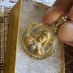 Tri Color Gold Pendant 5.1 Grams 14k