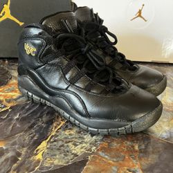 Air Jordan 10 NYC    Size 5.5