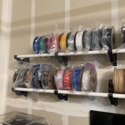 Selling PLA Filament (All Kinds of Colors) 