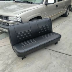 We Do Upholstery Work Cars Boats And RV 