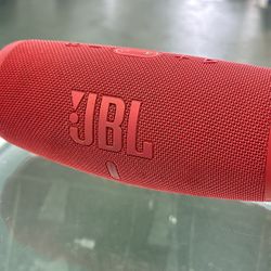 JBL Charge 5 Portable Bluetooth Speaker