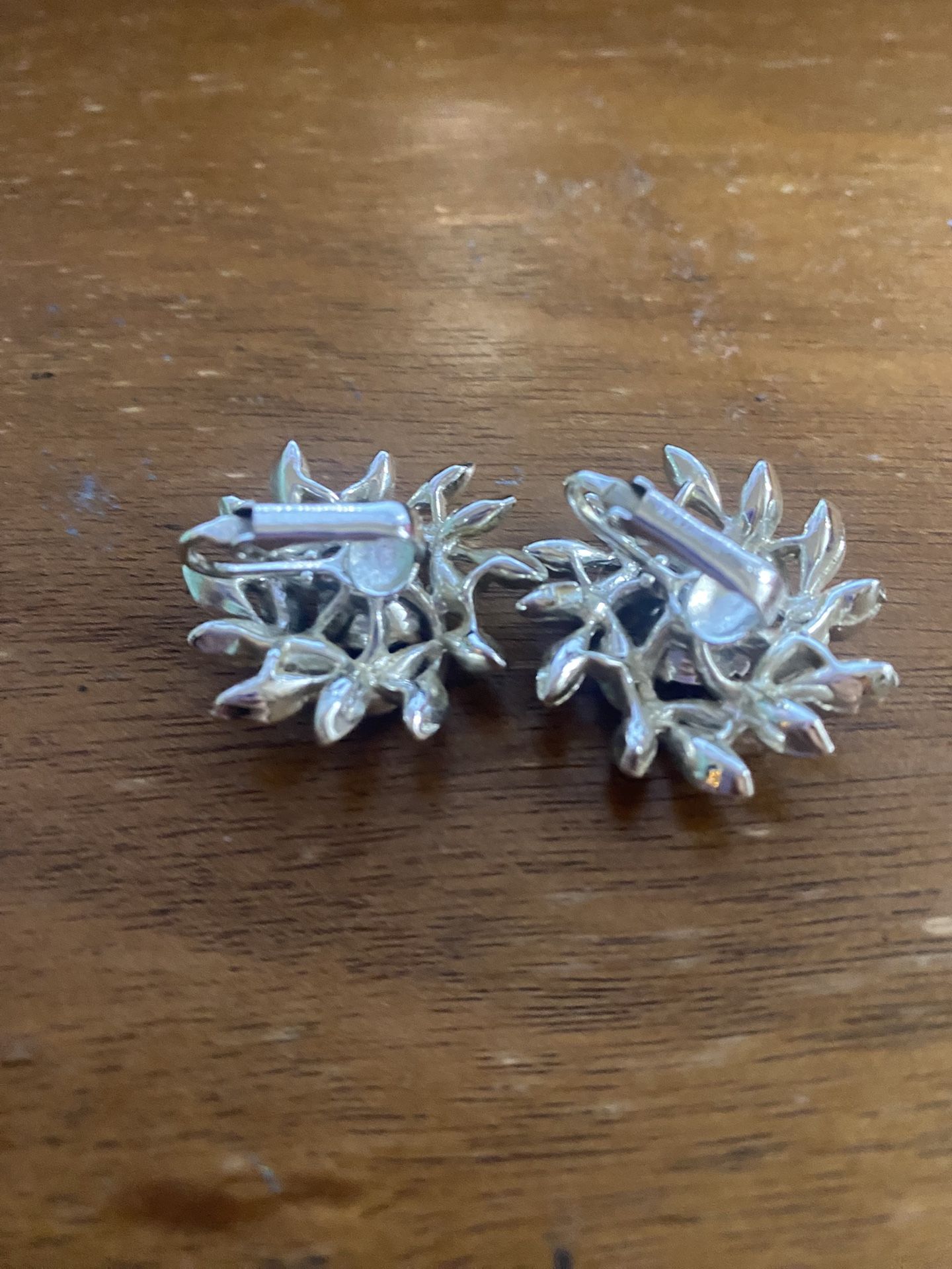 Sarah Coventry Evening Snowflake Clip On Rhinestone Earrings