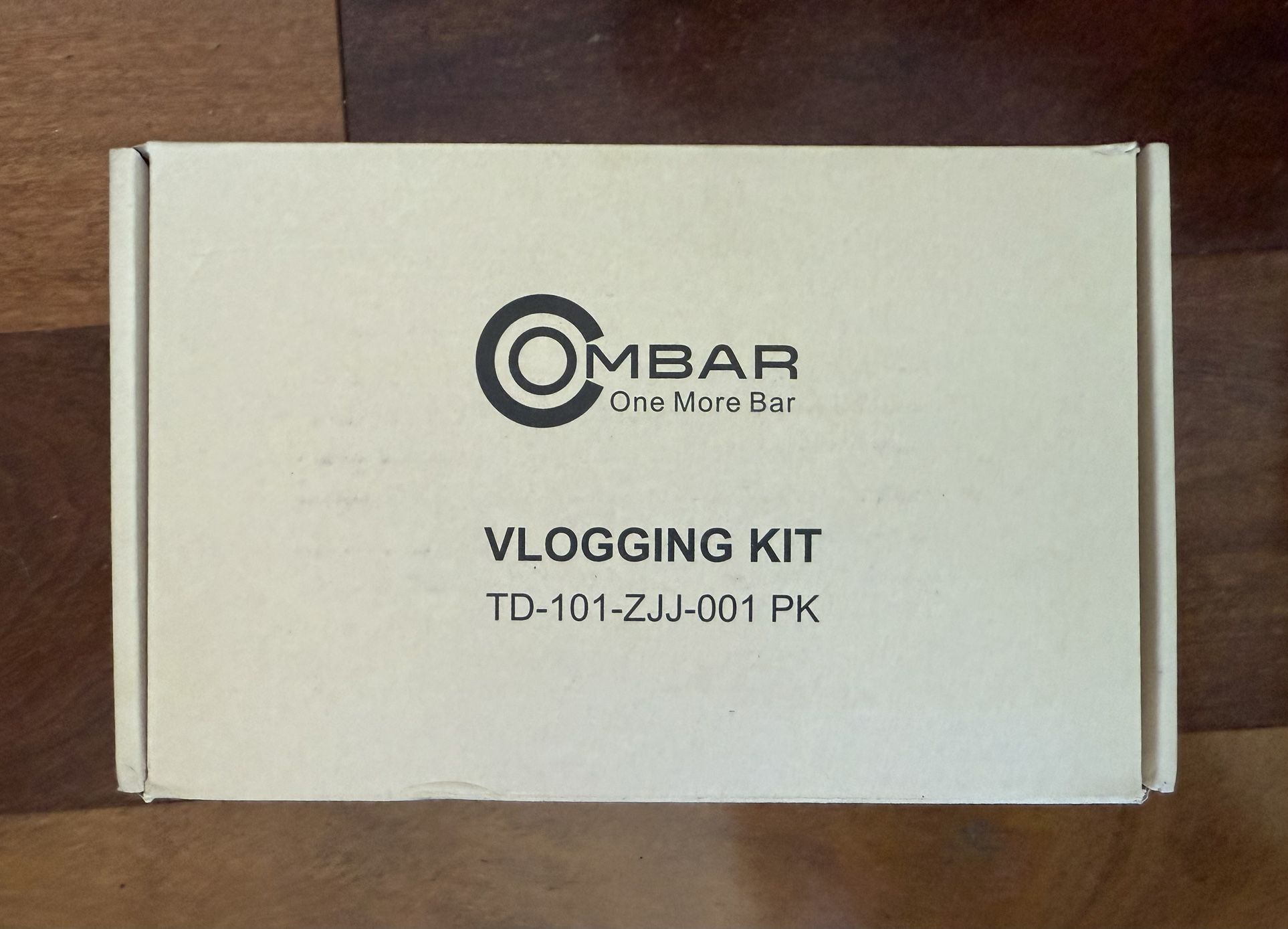 New Vlogging Kit with Tripod, LED Light, Microphone & Phone Mount