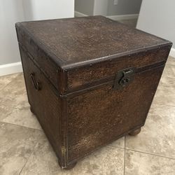 Decorative End Table