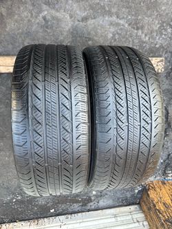 Set of 2 nice Runflat Continental ProContact 245/40/19 ( We install & balance)