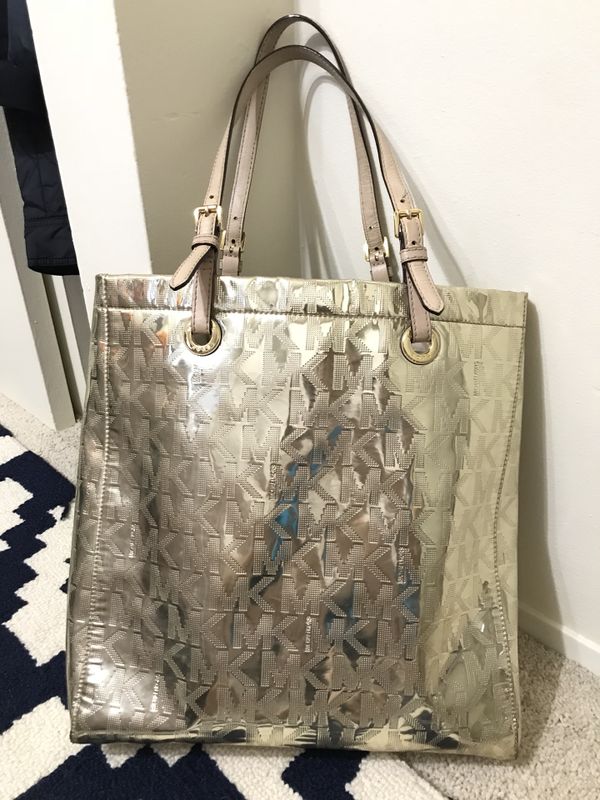 Michael Kors Gold Tote Bag Authentic For In Bellevue Wa Offerup
