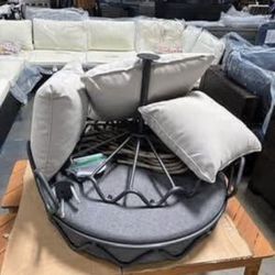 New Assembled Outdoor Hanging Swing Chair w/ UV-Resistant Cushion, Olefin Fabric Patio Porch Balcony