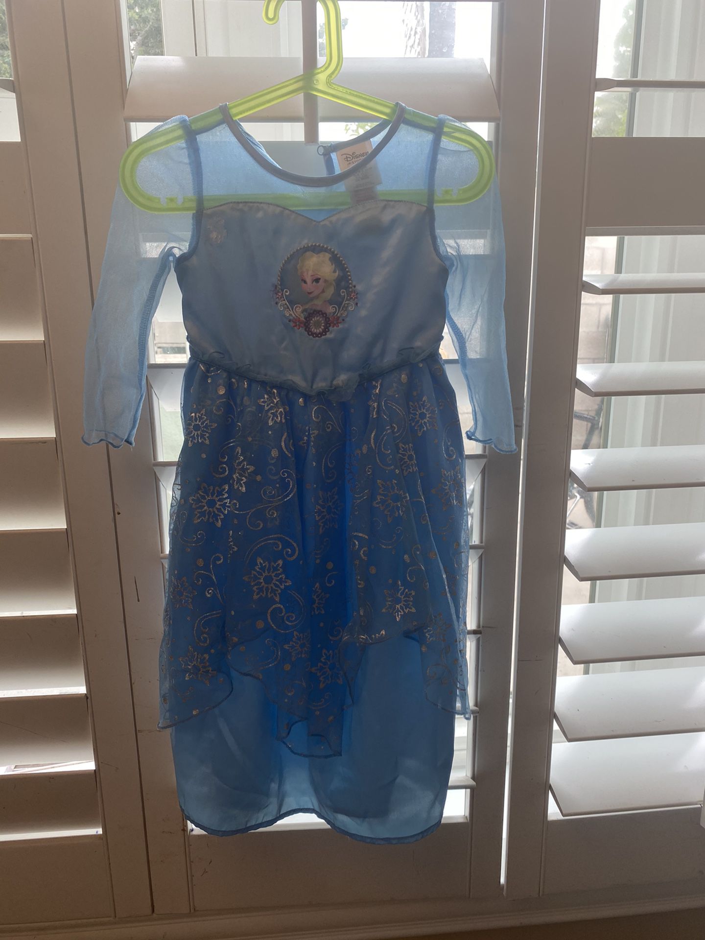 Elsa/ Frozen girl costume size 2