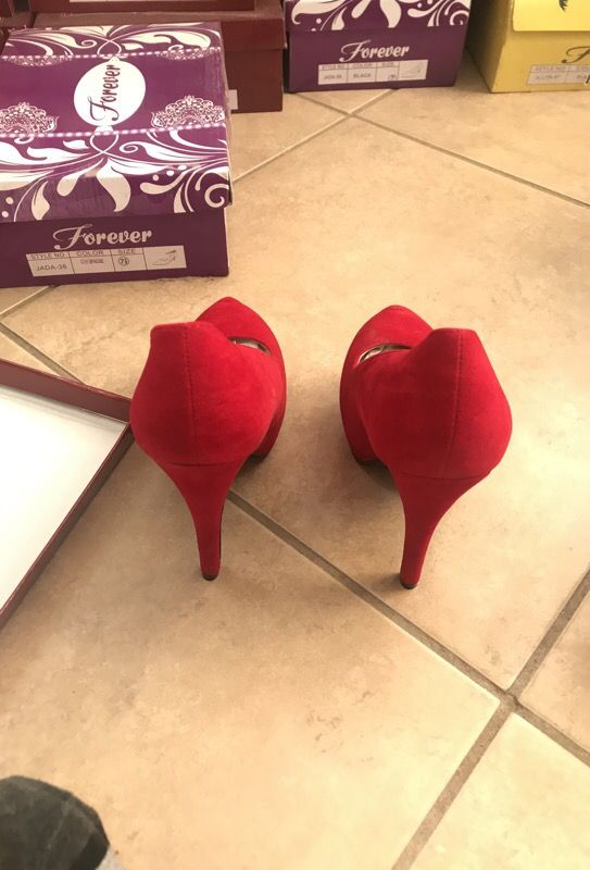 Size 6 Red Suede heels