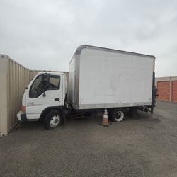 Isuzu 1997 Box truck 