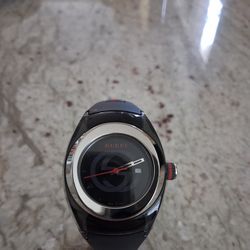 Men's Gucci Watch 