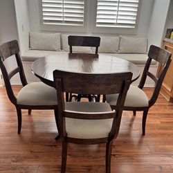 Four Chair Dinning Table
