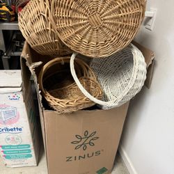 Baskets 