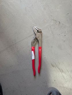 Like New Milwaukee 12 in. Dipped Grip Straight Jaw Pliers.