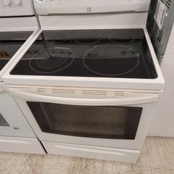 Electric Stoves Used In Good Condition With 90days Warranty  From $325 Up To $350