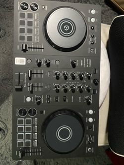 Pioneer DDJ-FLX4 2-Channel DJ Controller