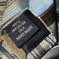 SILK KENNETH COLE REACTION TIE MENS BLUE STRIPED DIAGONAL CLASSIC HAND MADE USED