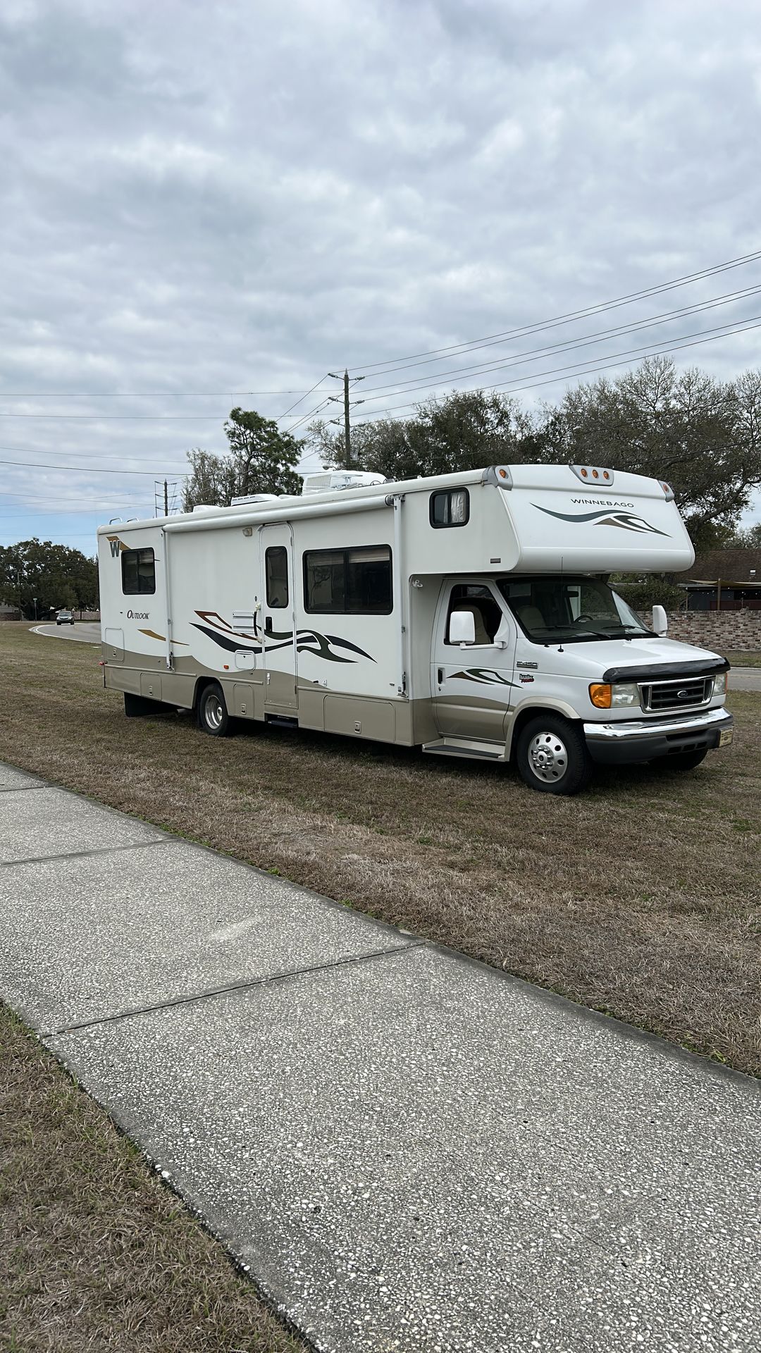 2007 Winnebago Outlook Class C 31 ‘