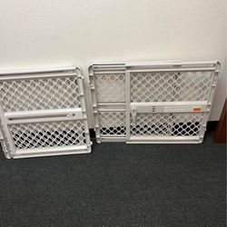 Toddleroo by North States Supergate Classic baby safety gate