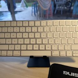 Apple Magic Keyboard